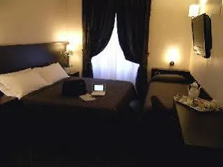Florida Rooms - Comfort Hotel Rome
